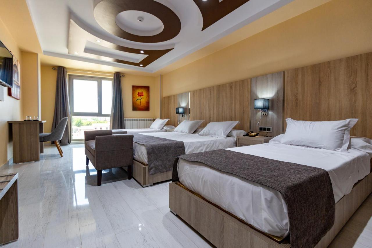 Hotel Zinou Zm Algiers Екстер'єр фото