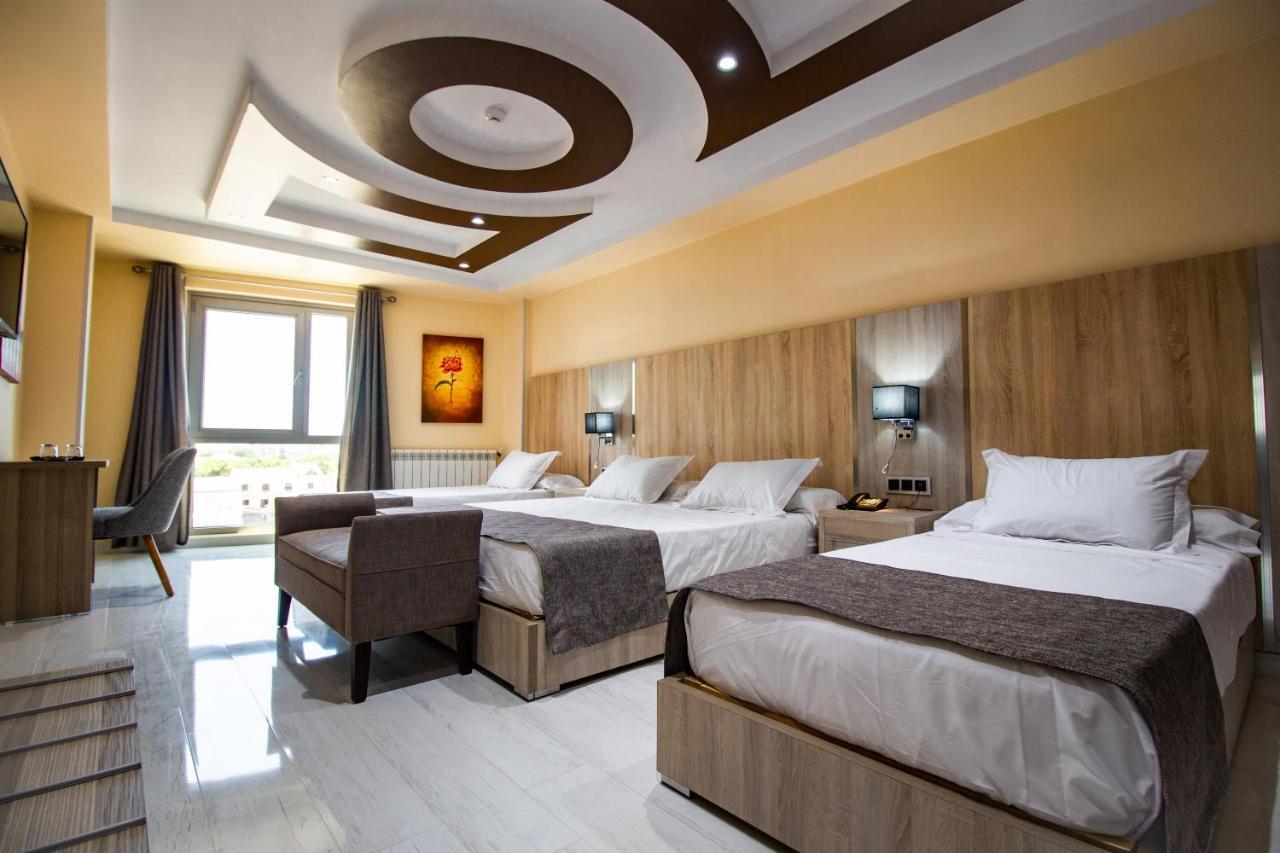 Hotel Zinou Zm Algiers Екстер'єр фото